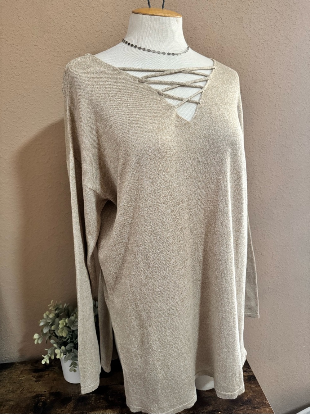 Crisscross V‑Neck Long Sleeve Top - Cream